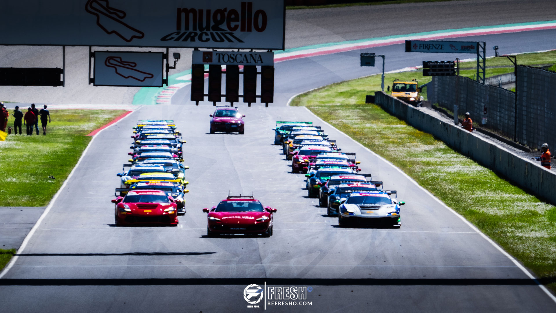 Team Work – Ferrari Challenge Europe – Be Fresho